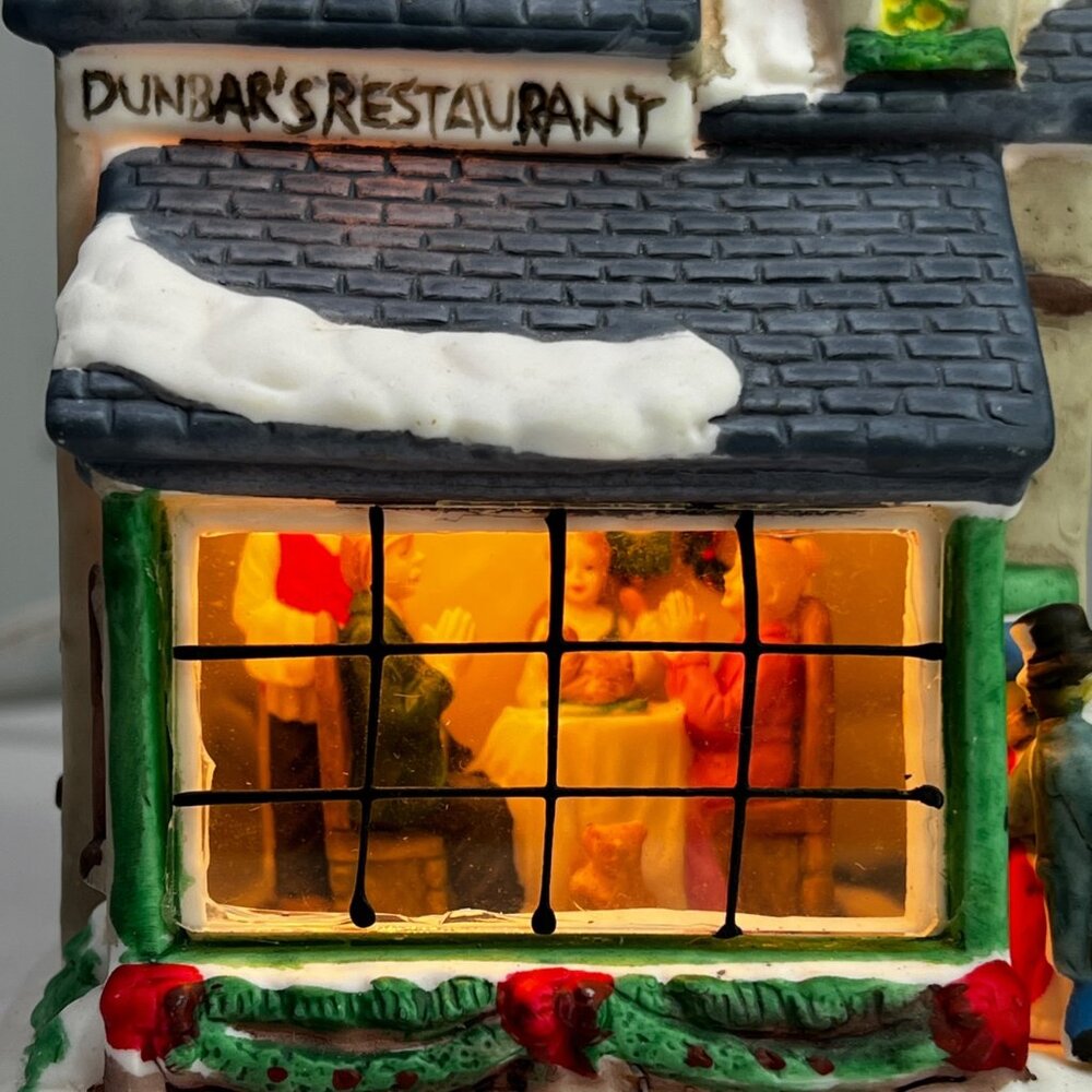 Chadwick-Miller Dunbars Restaurant Christmas Village Lighted Building 1997 - Picture 4 of 14